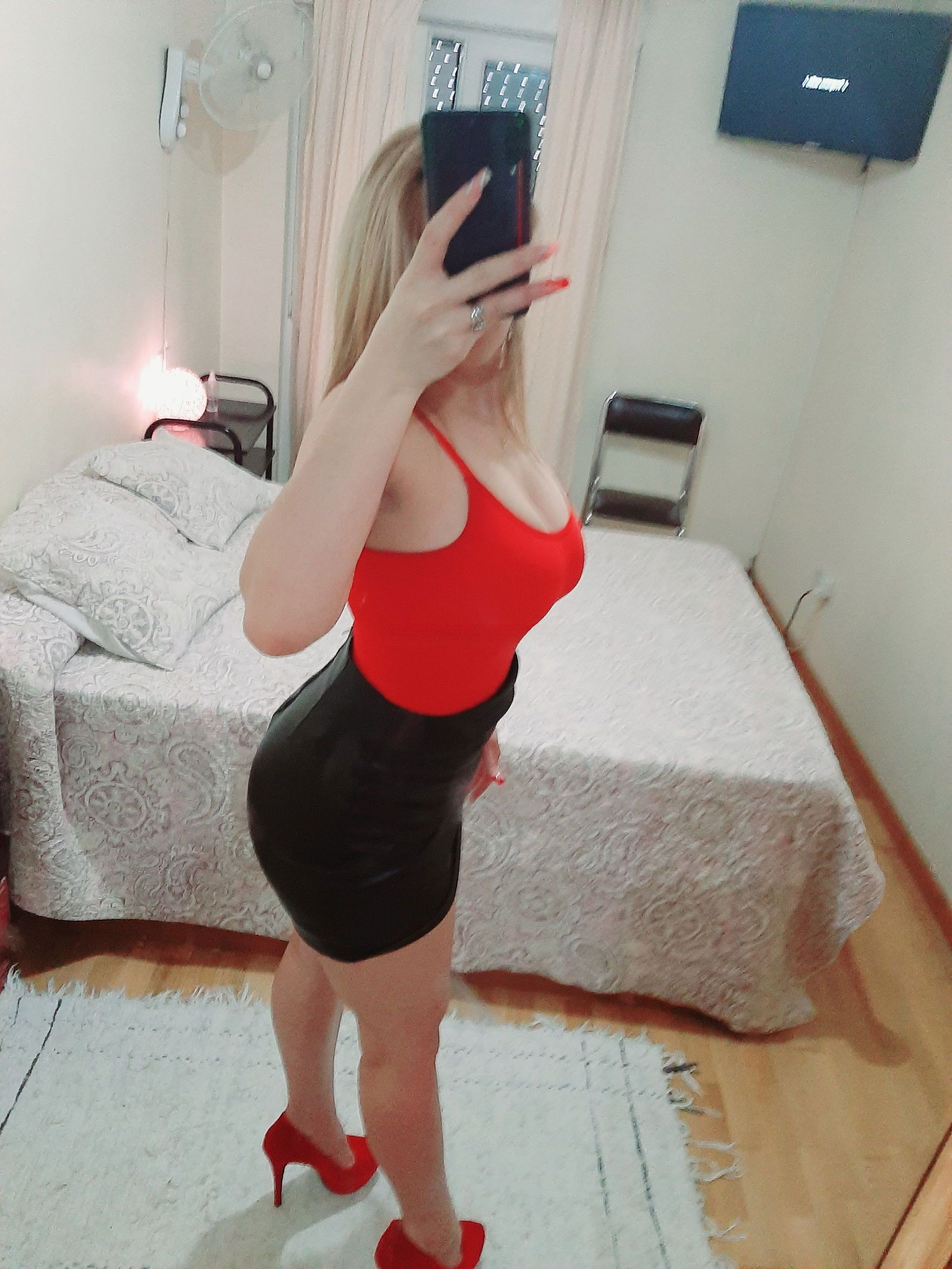 631967971|NATALIA|Chica