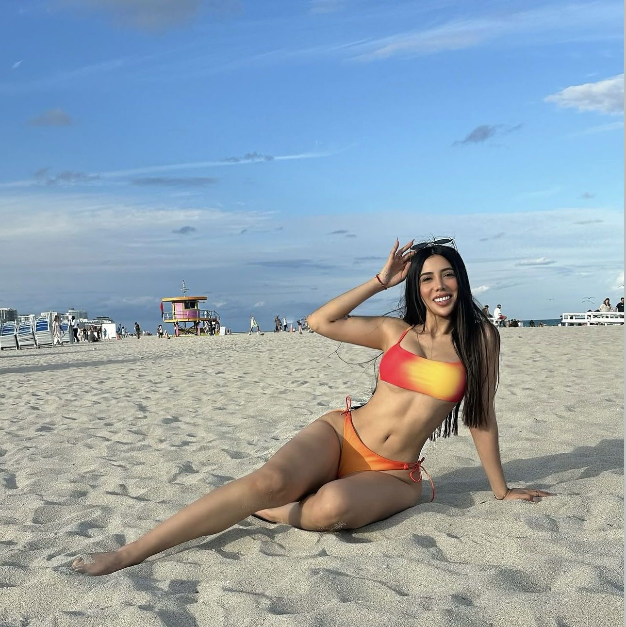 614573564|KAMILA|Chica