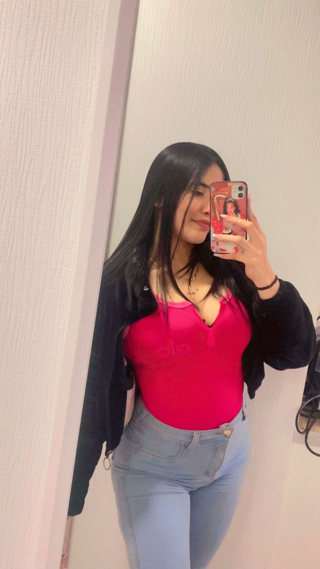 614739726|LISA|Chica