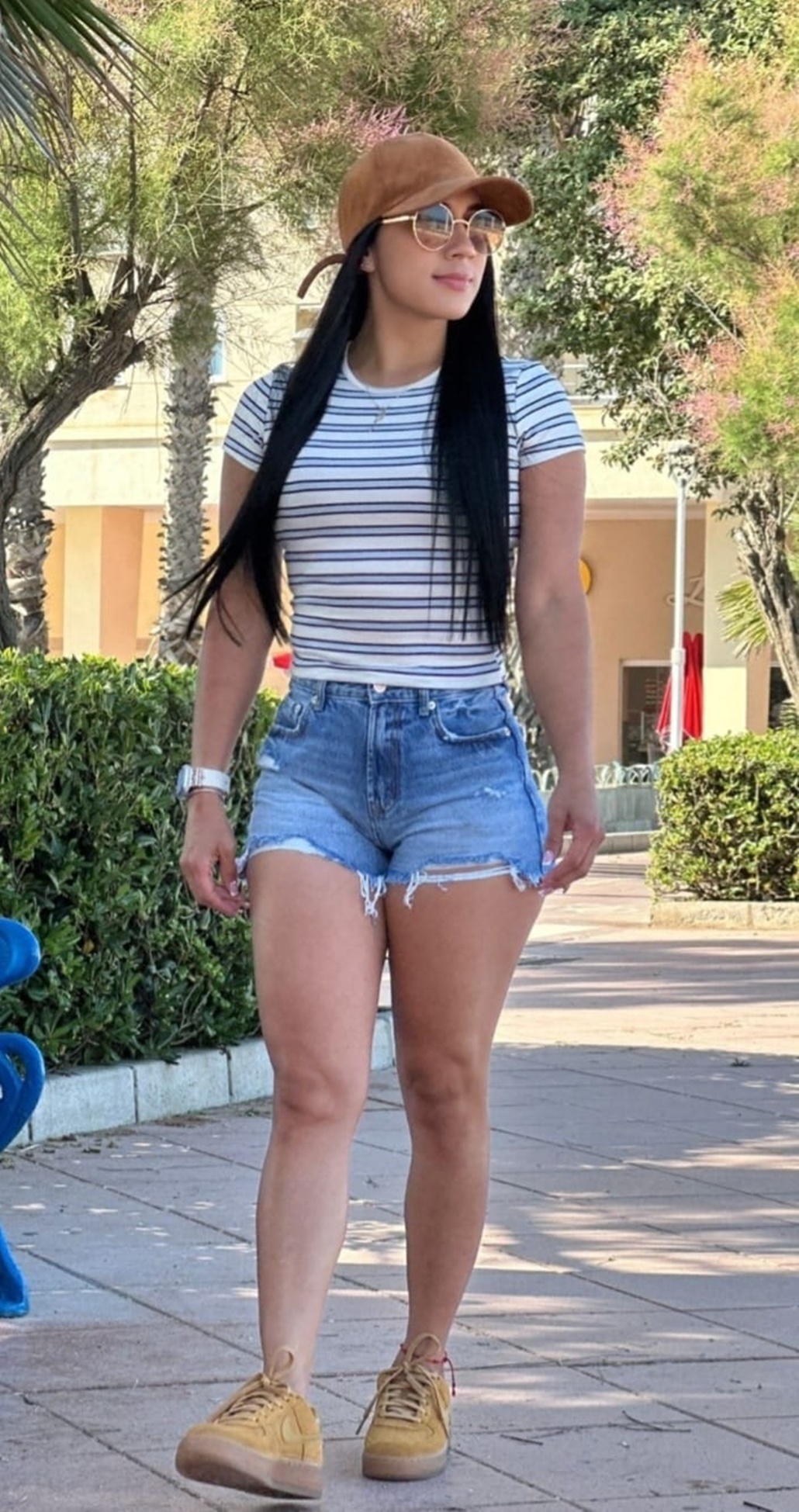680615957|MELISSA|Chica