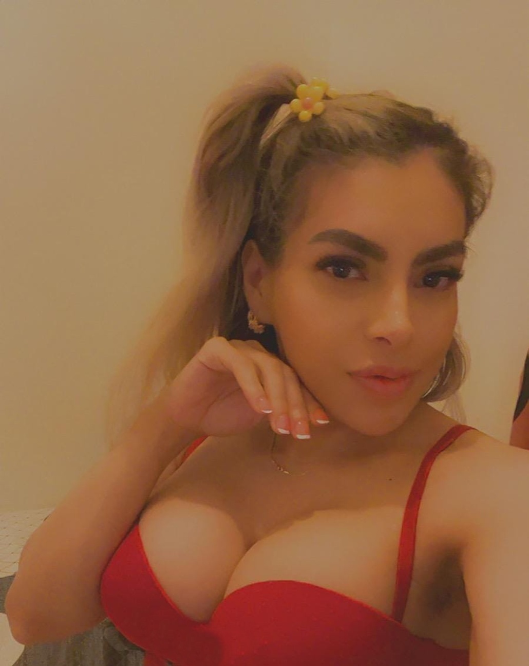 683482344|DIANITA|Chica