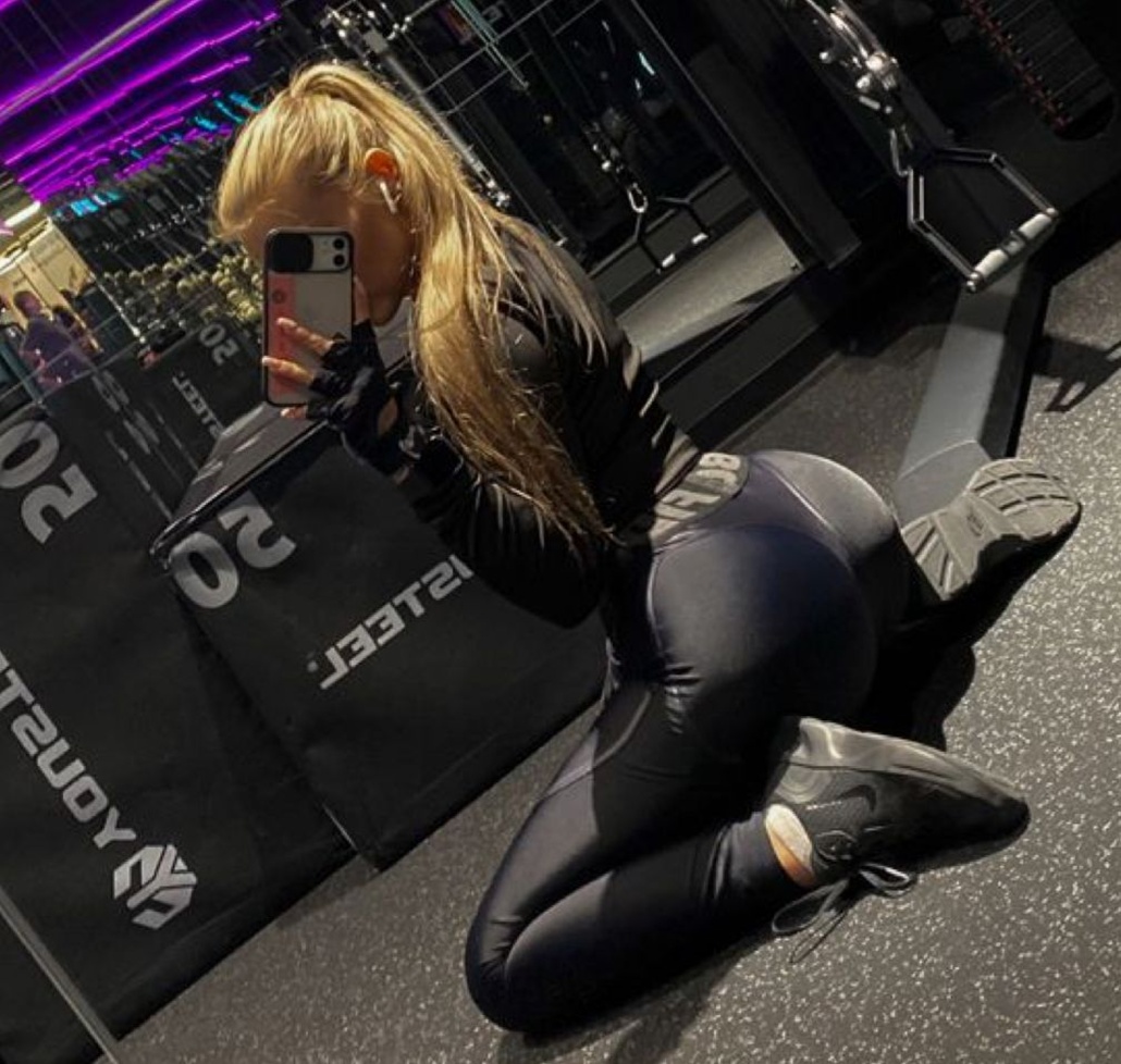 641338679|LUNA|Chica
