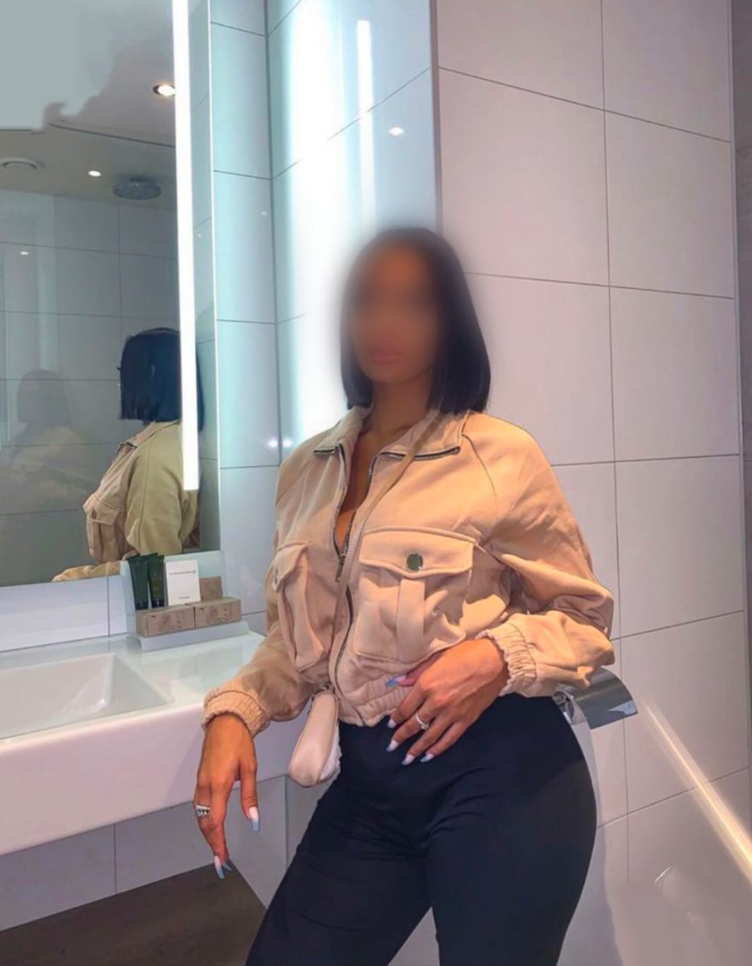 602310547|MONICA|Chica