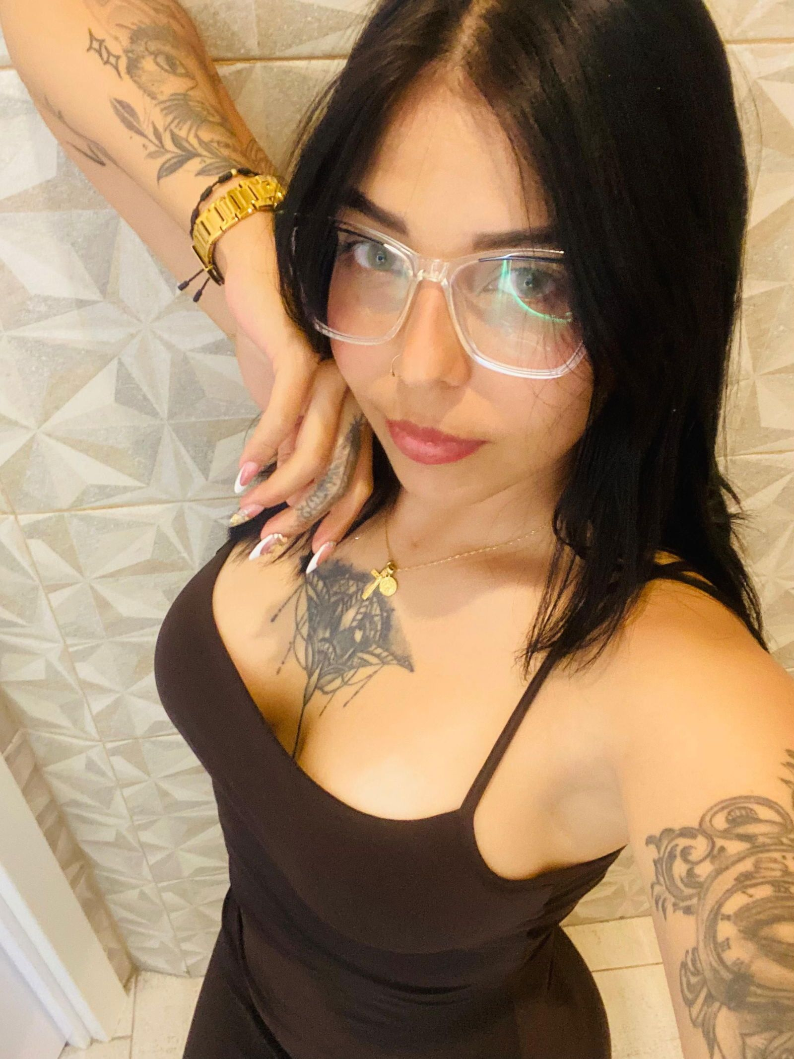 612402588|PAULINA|Chica