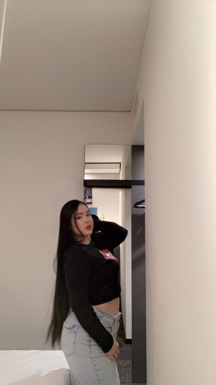 657377902|SALOMÉ|Chica