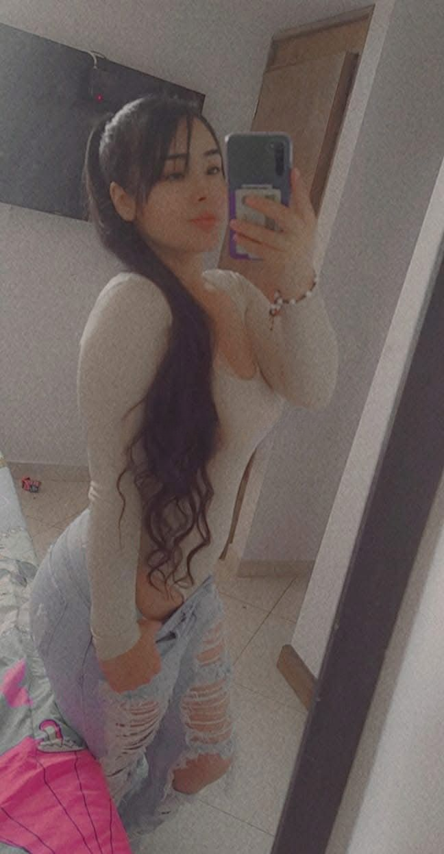 657377902|SALOMÉ|Chica