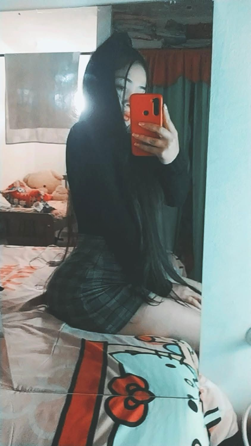 657377902|SALOMÉ|Chica