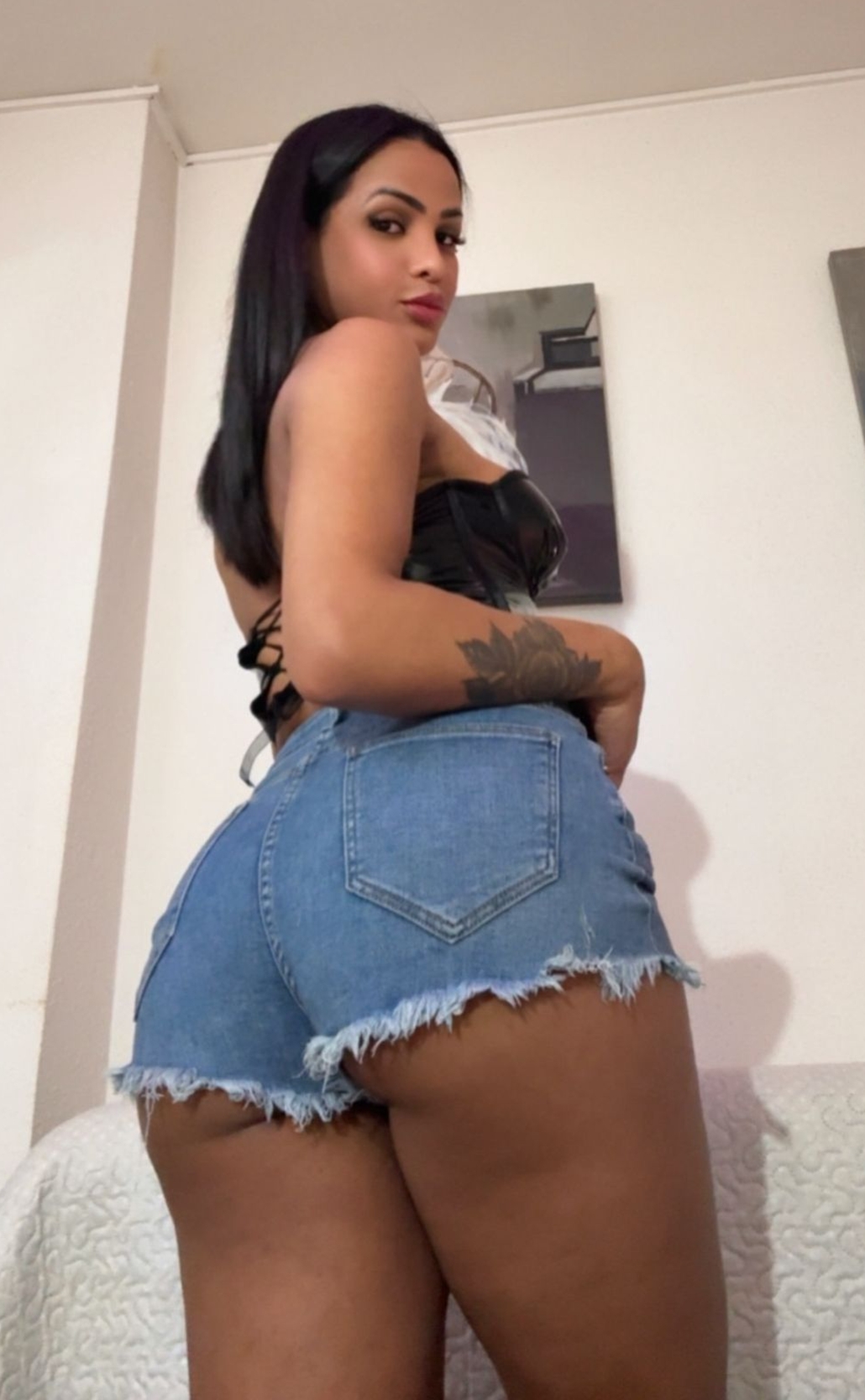 613168013|MYLLENA|Transexual