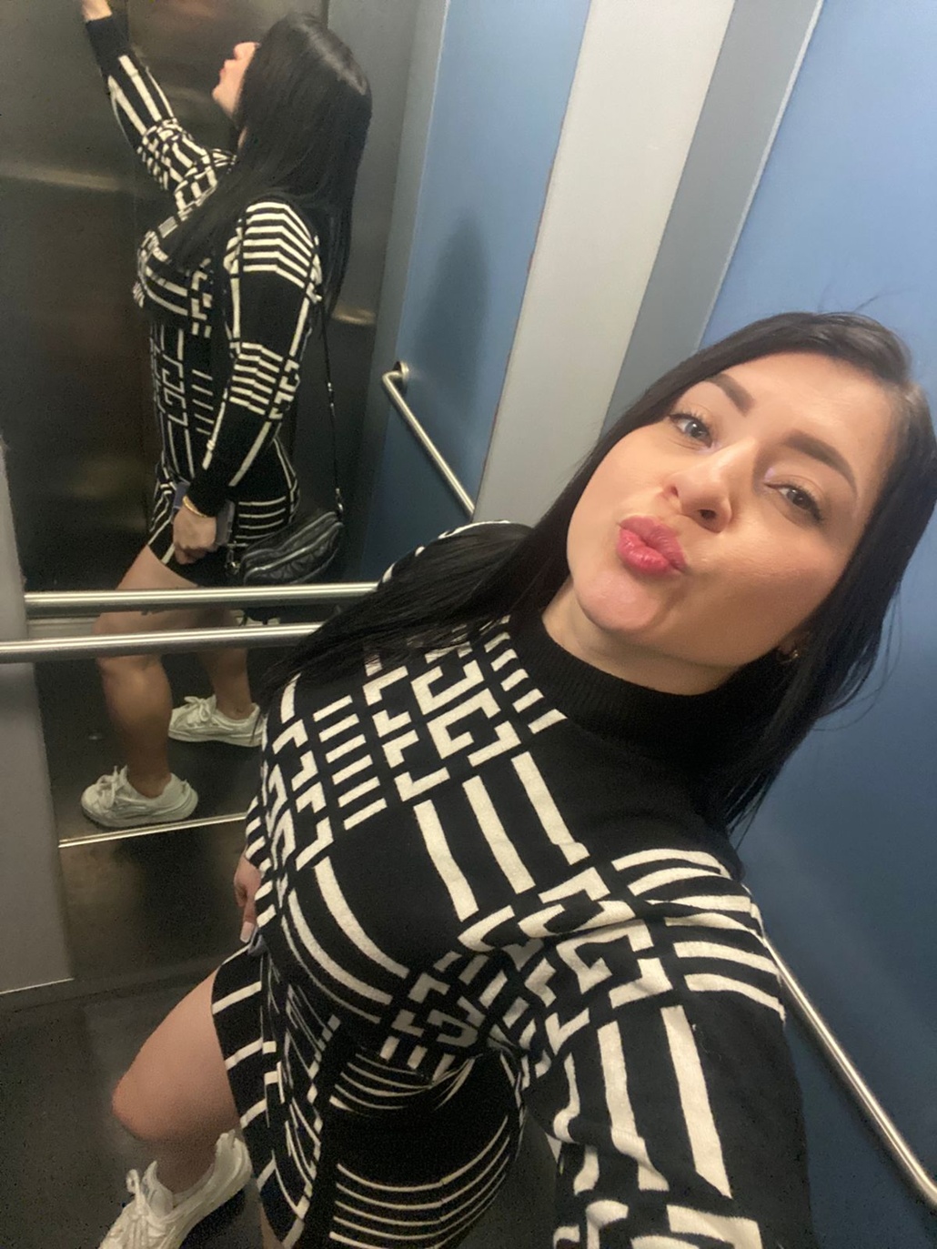 641053660|ANDREA|Chica