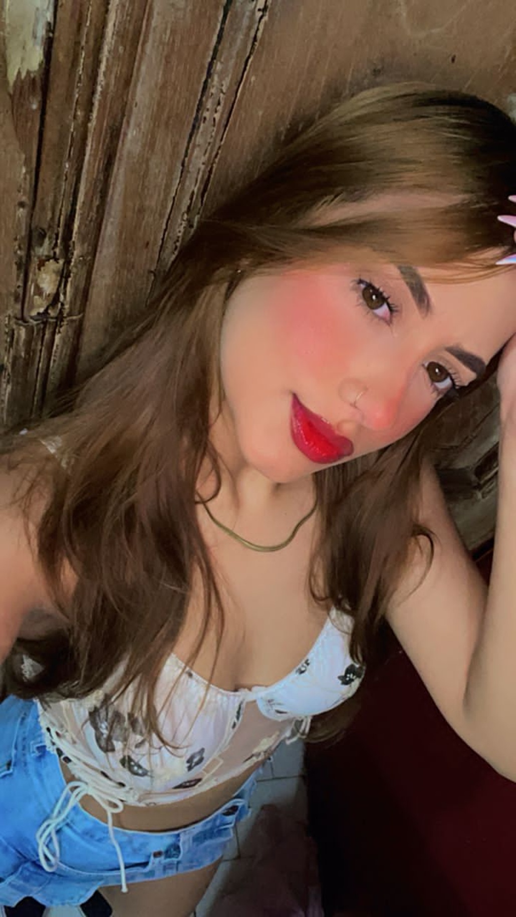 680615957|BLANCA|Chica
