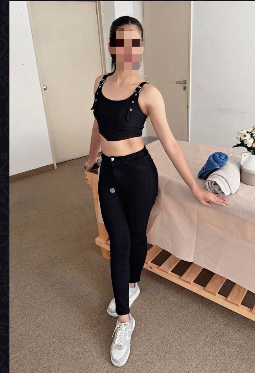 641084221|SOFI|Chica