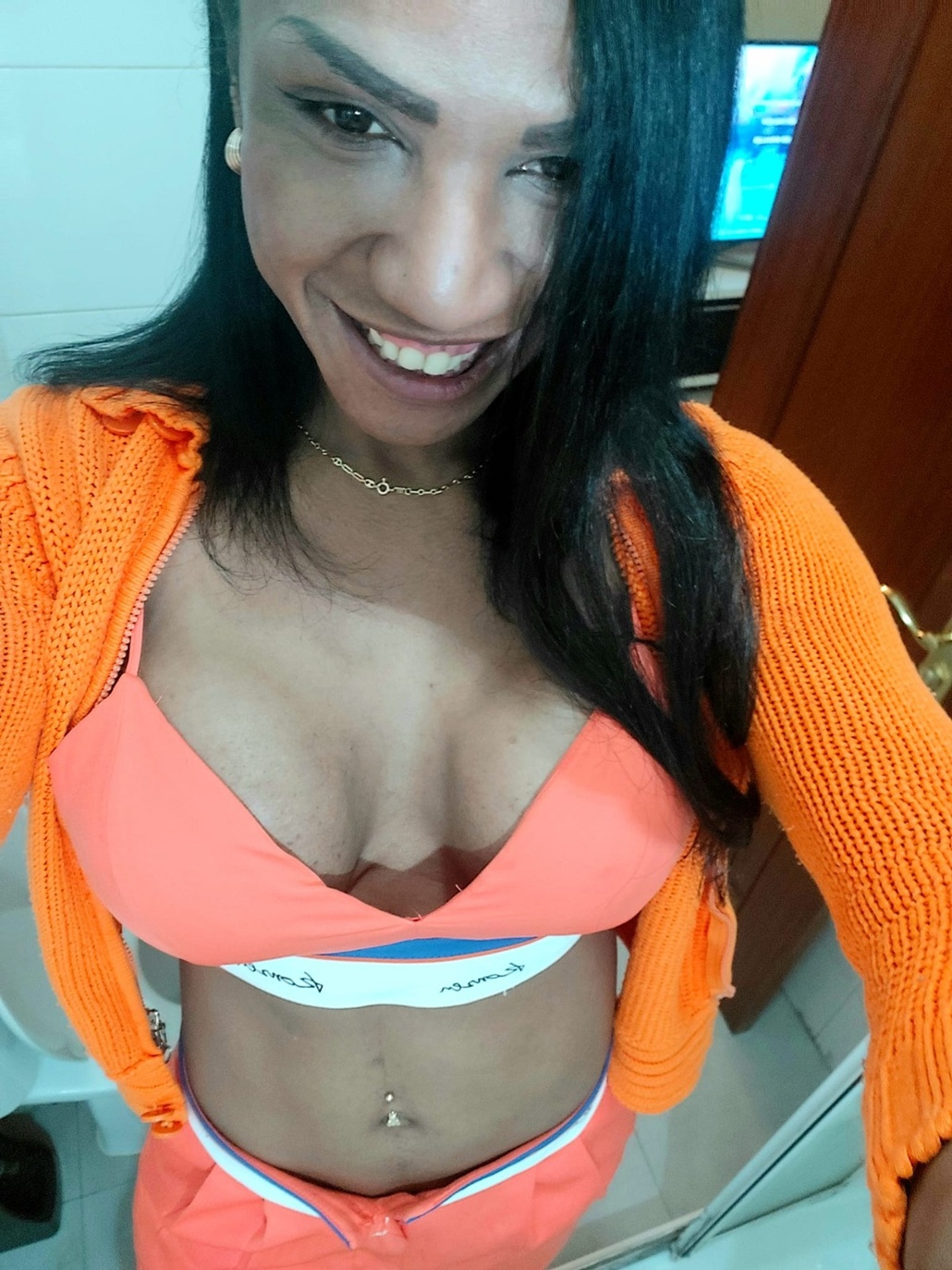 656576777|DEBORA|Travesti