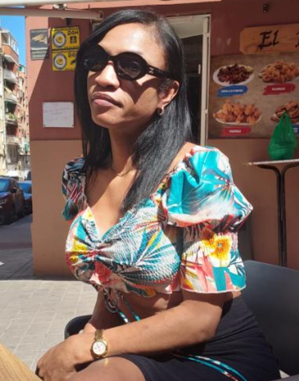 656576777|DEBORA|Travesti