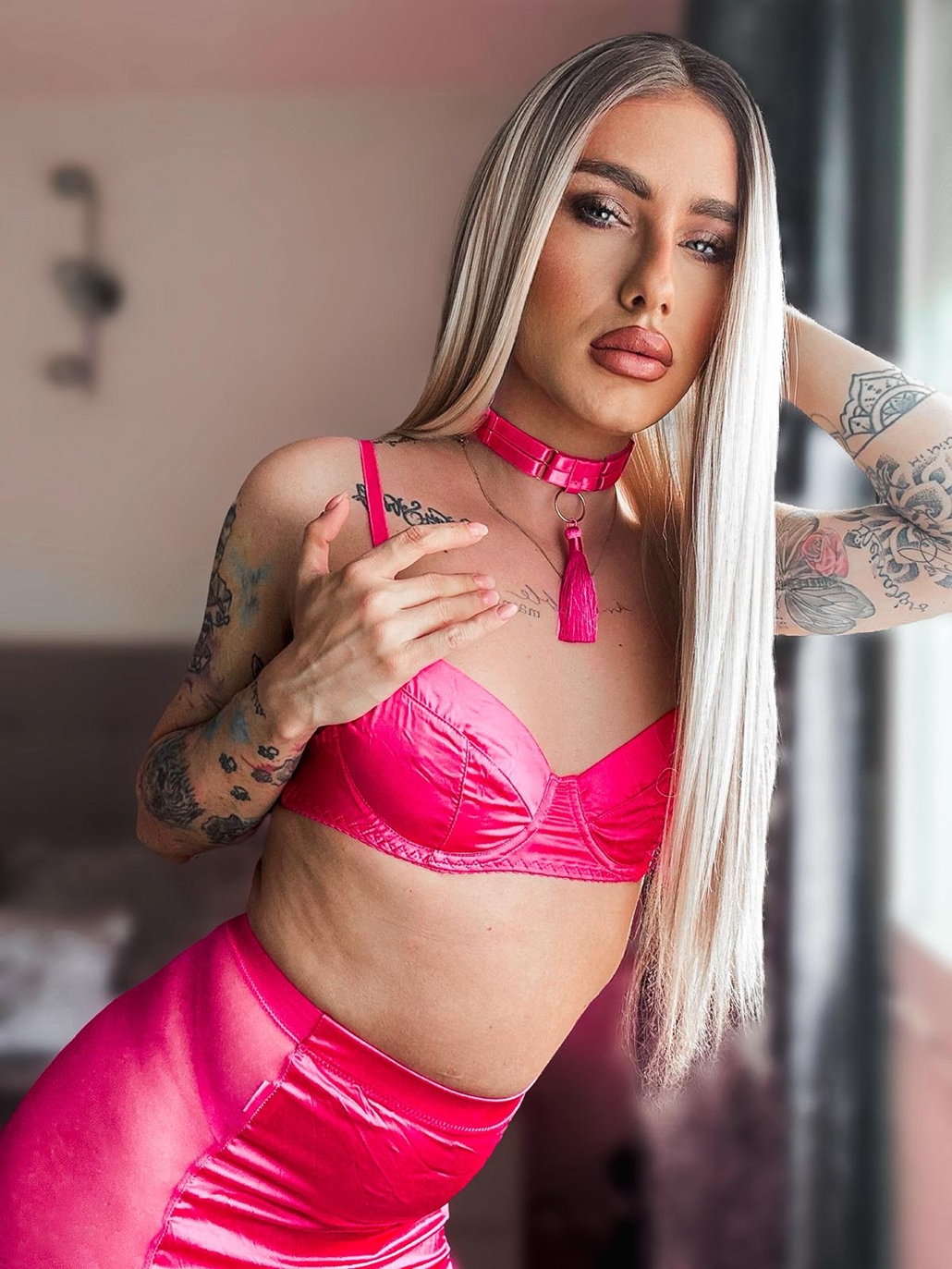 672502701|PAULA MONROE|Transexual