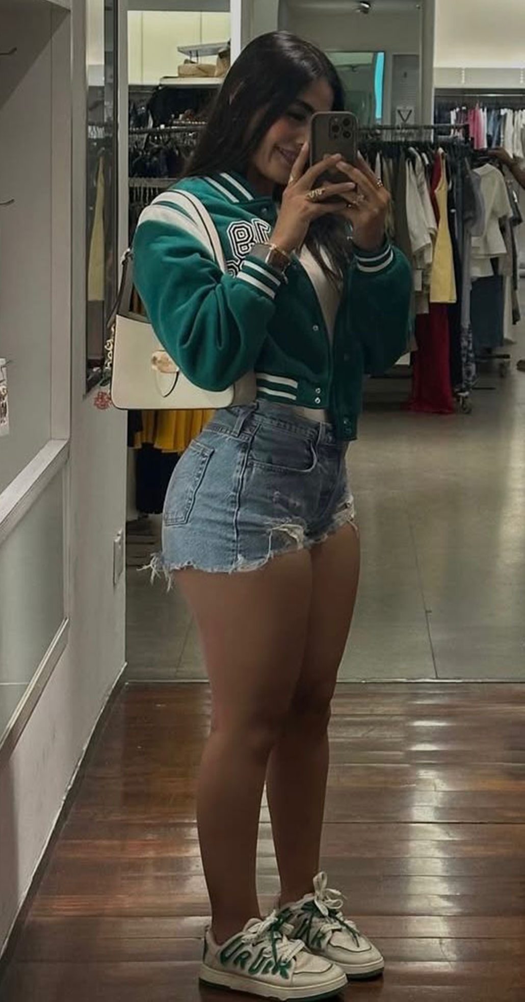 643255454|GABY|Chica