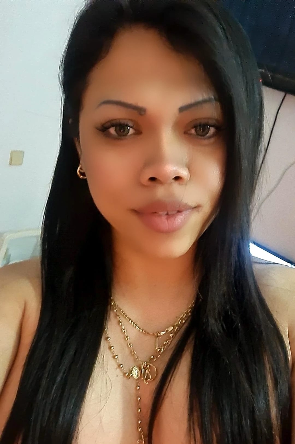 632186728|MARIANA|Transexual