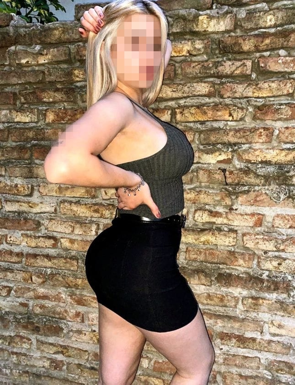 632248601|ALBA|Chica