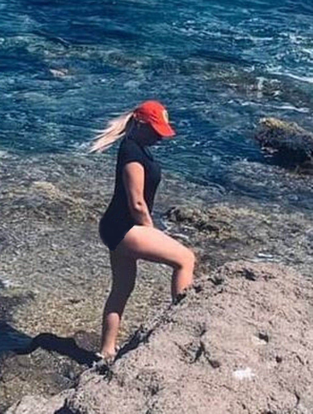 614460348|VICTORIA|Chica