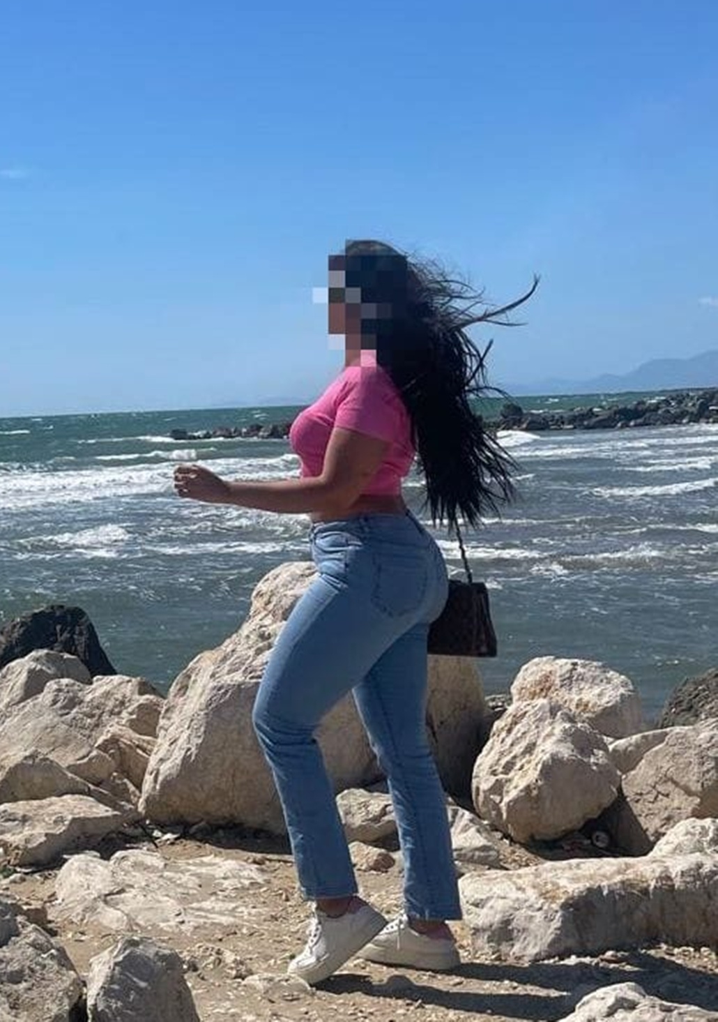 603721961|VALERI|Chica