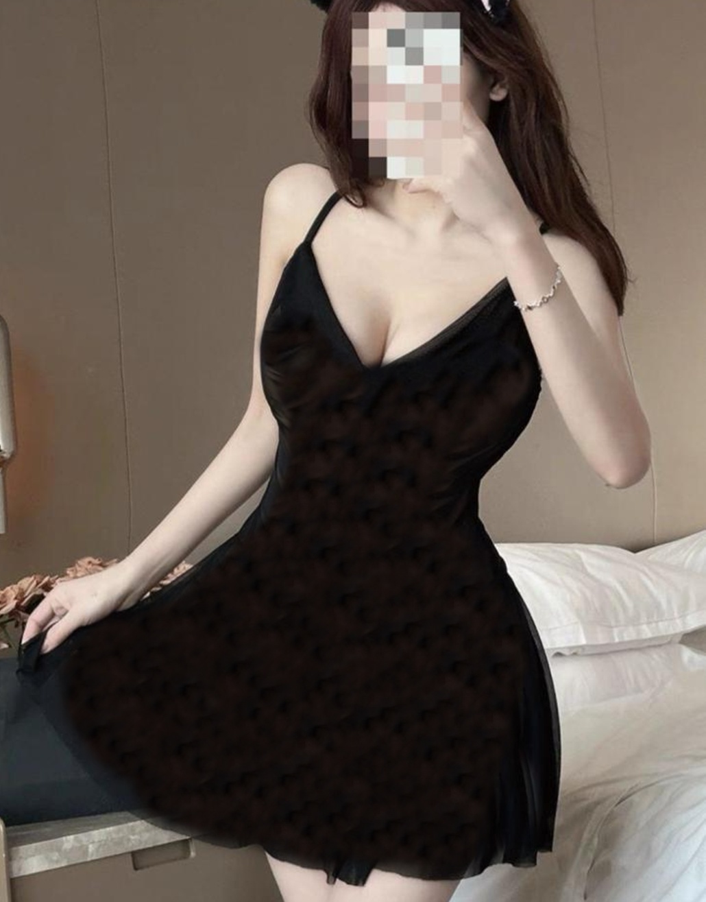 617728208|LILI|Chica