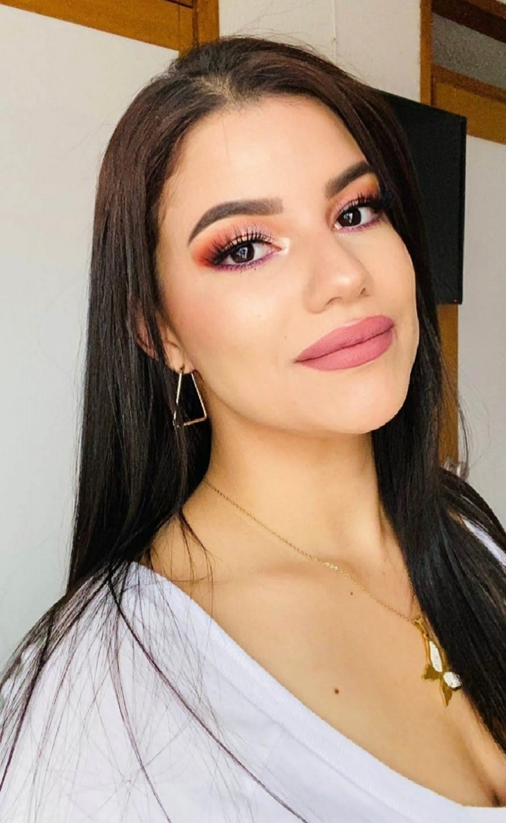680615957|KARLA|Chica