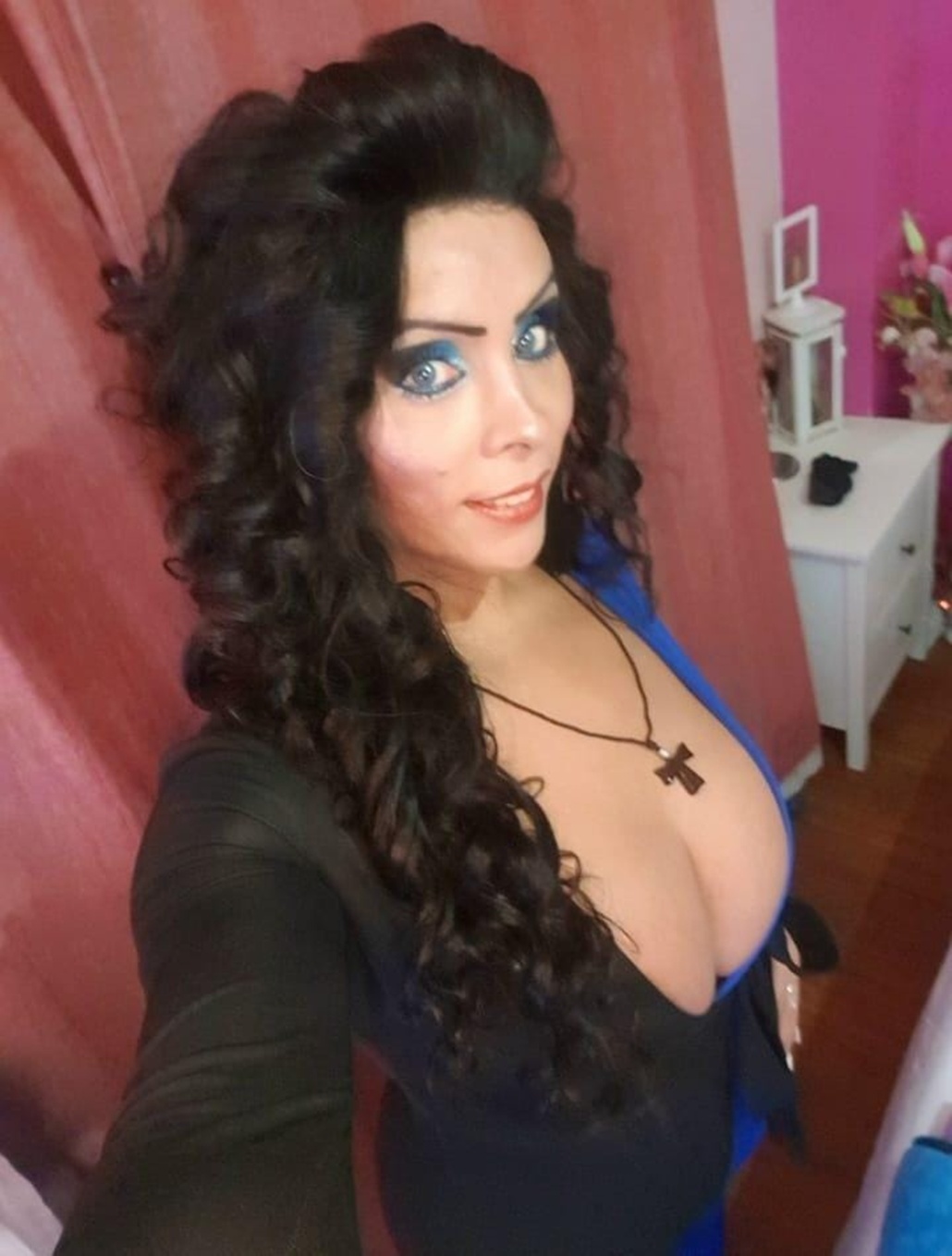 672991788|ELECKTRA|Transexual