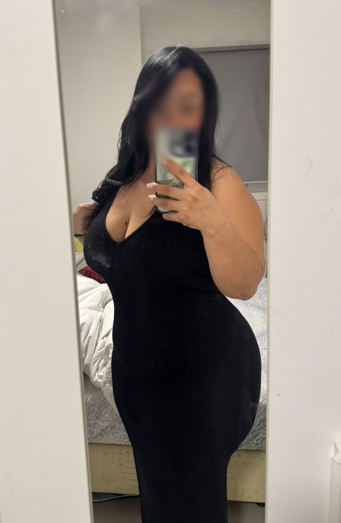 671874142|ADHARA|Chica