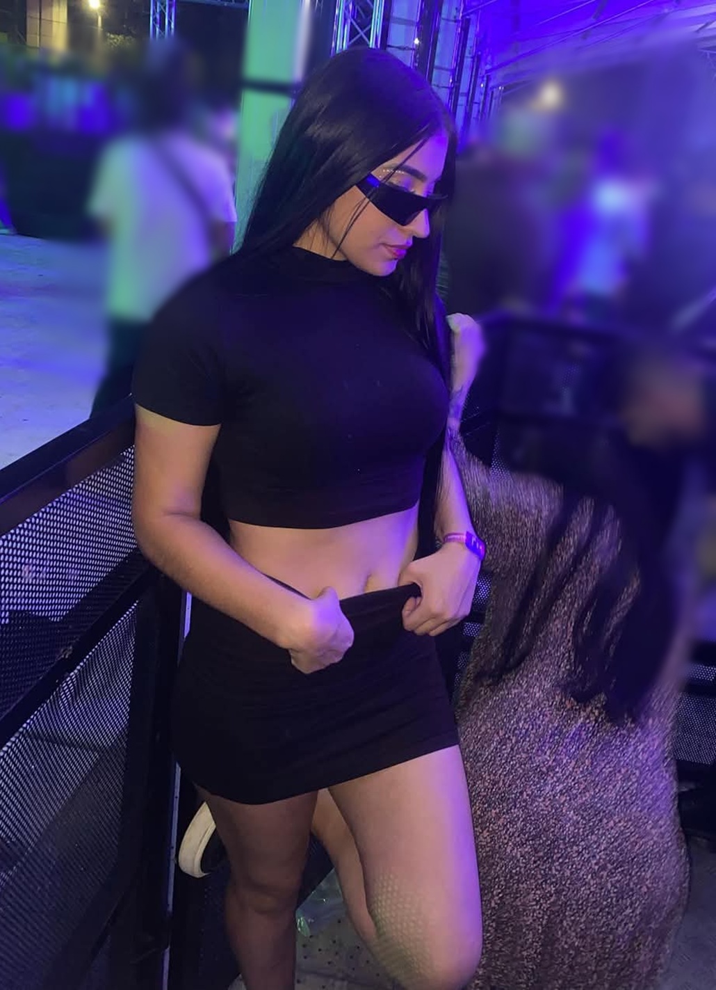614757361|ROSY|Chica