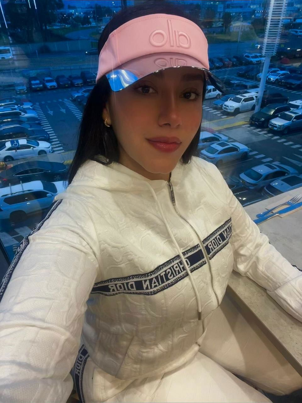 604299149|KARINA|Chica