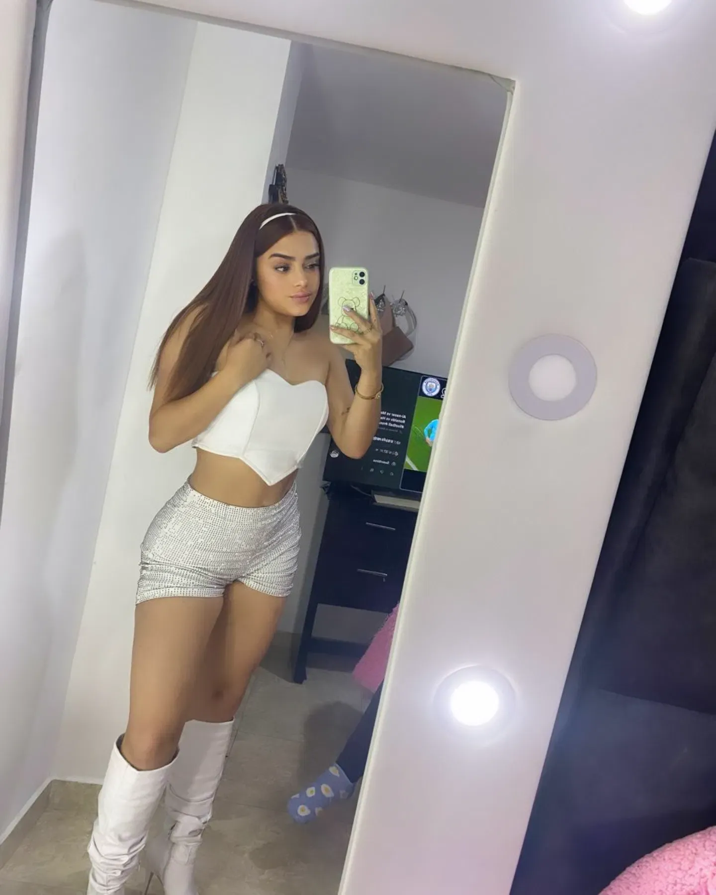 663488214|PAULINA|Chica