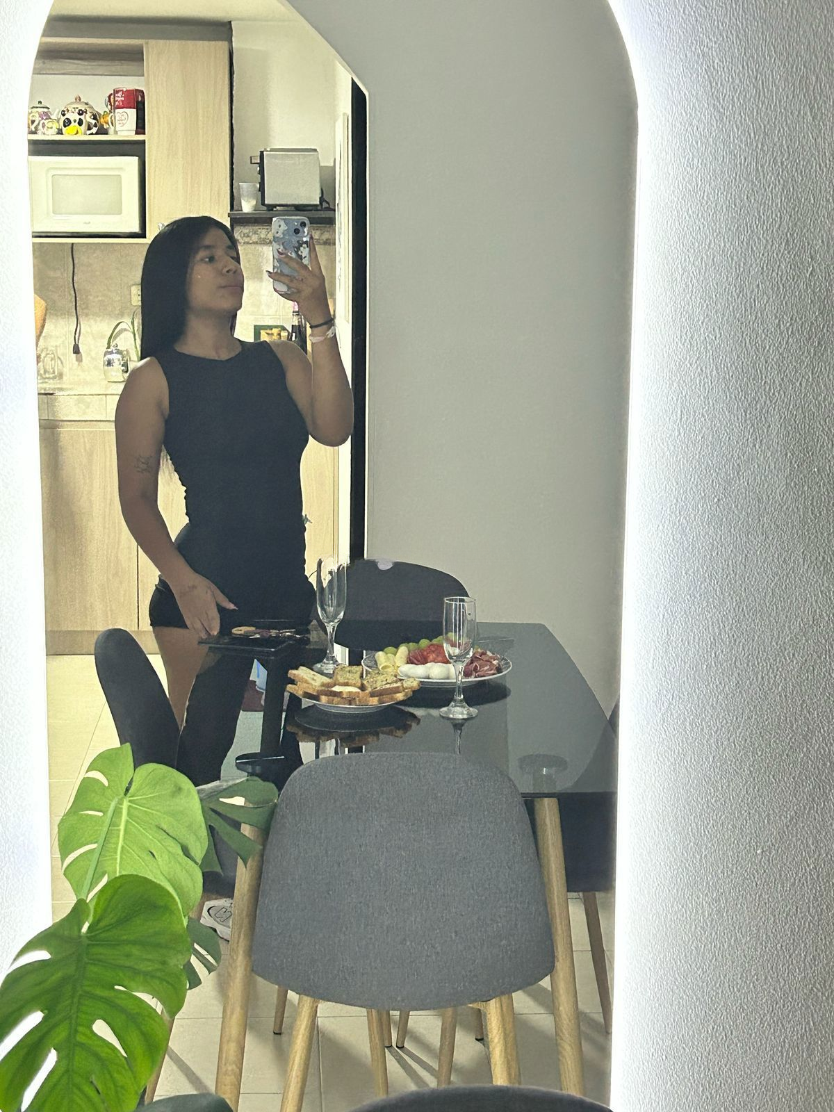 667839138|ISABELLA|Chica