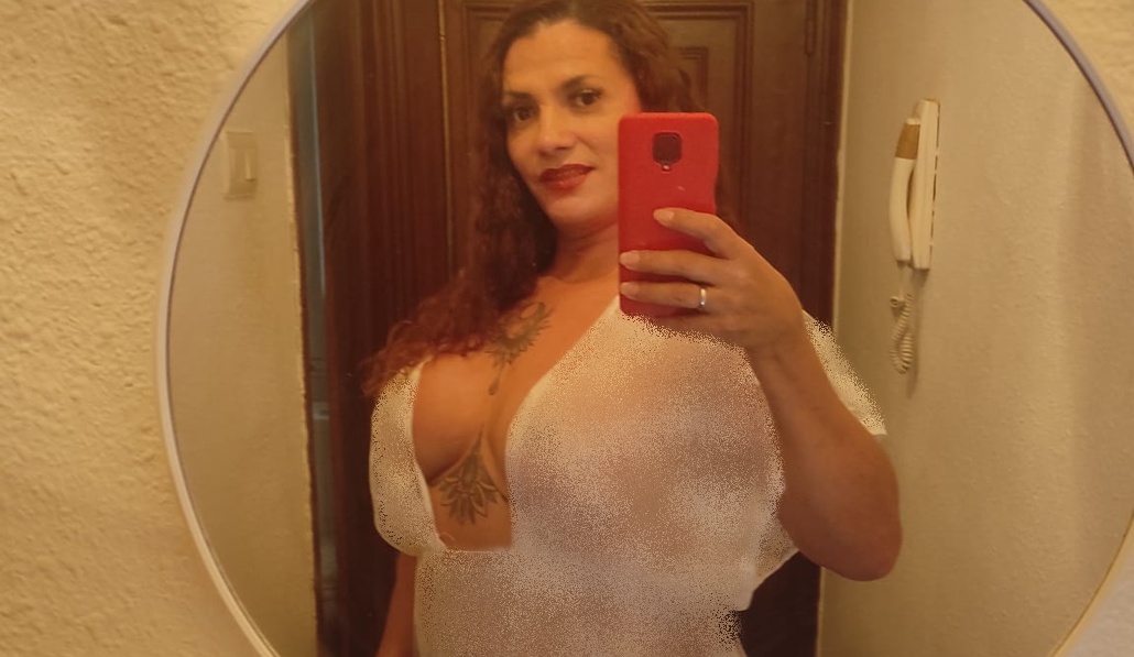 624838153|NIKOL|Transexual