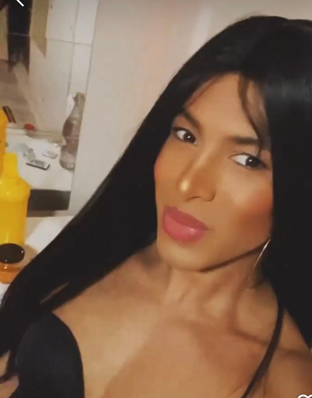 677207506|VIVIANA|Transexual