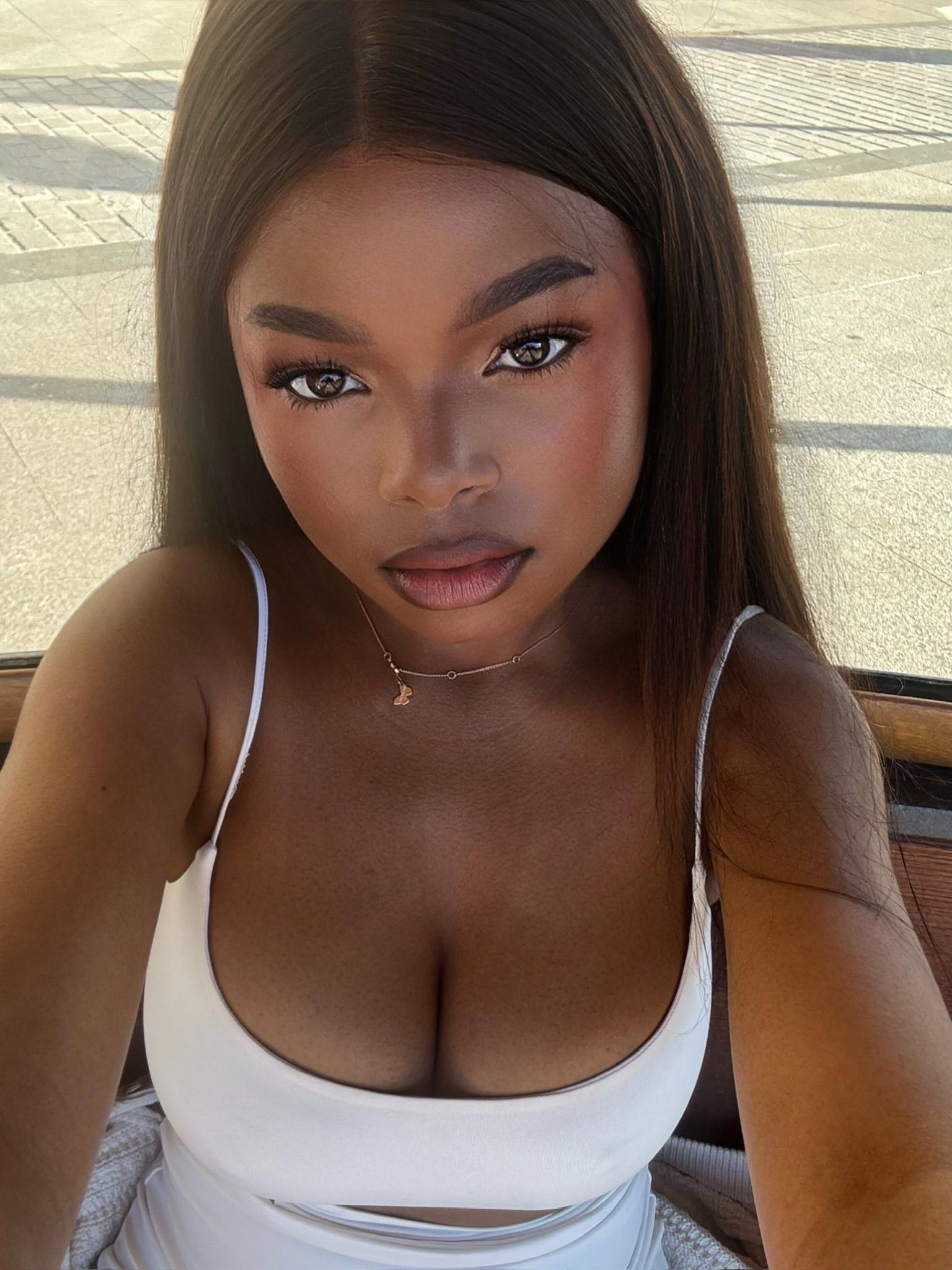 603623961|KENYA|Chica