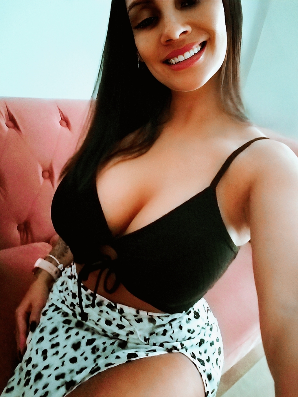 605528384|MARIANA|Chica