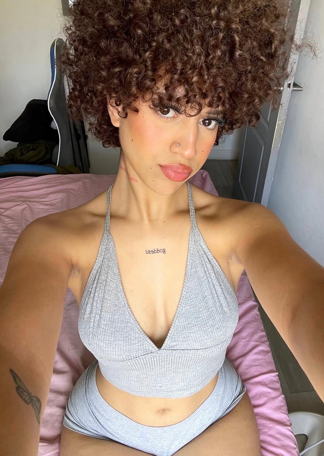 611267129|LOLA|Chica