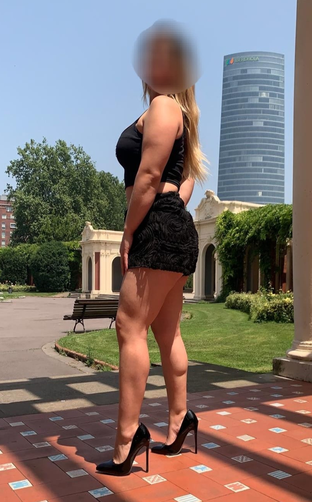 613885594|NATALIA|Chica