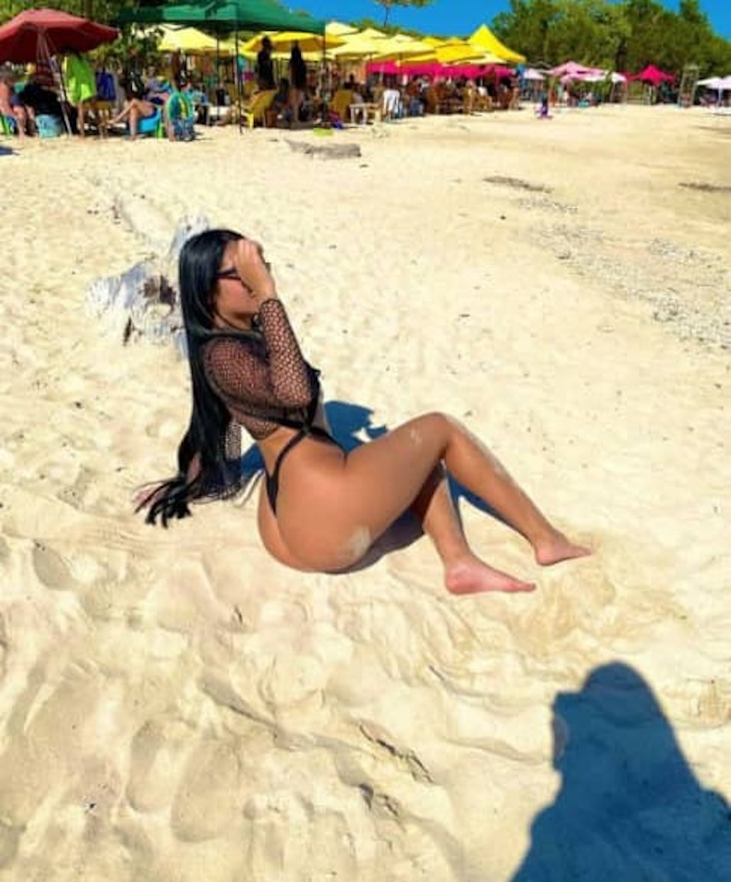 613947348|SOL|Chica