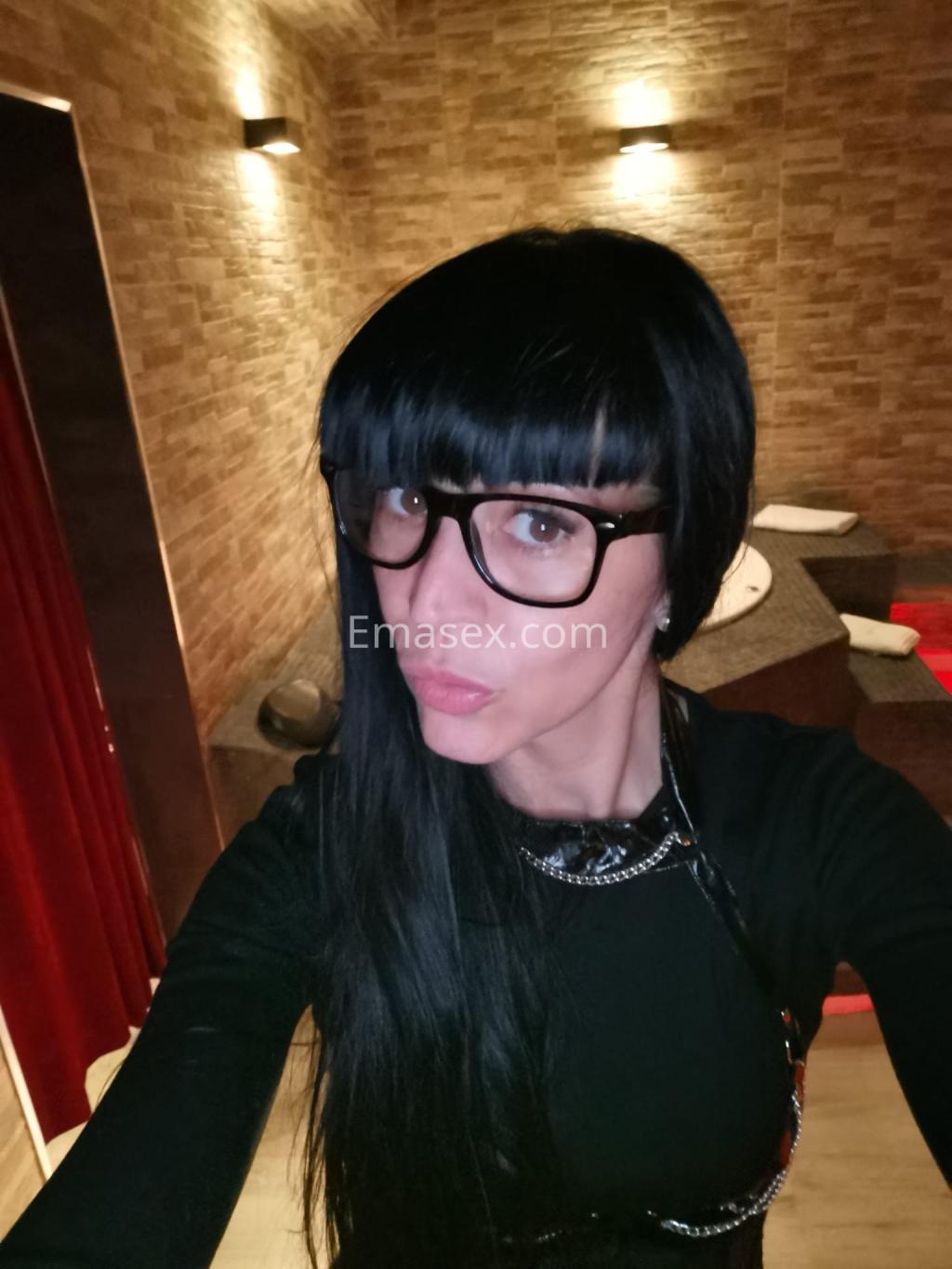 LADYSKADE