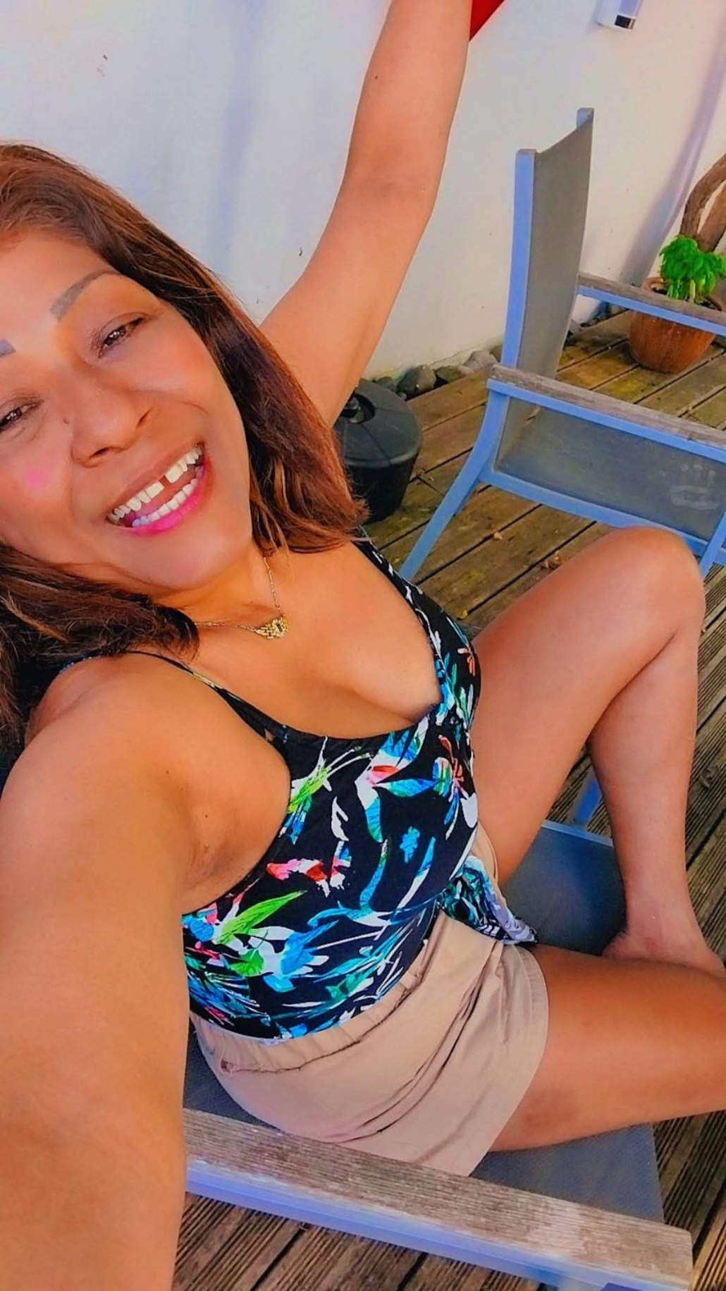 600389457|SOL|Chica