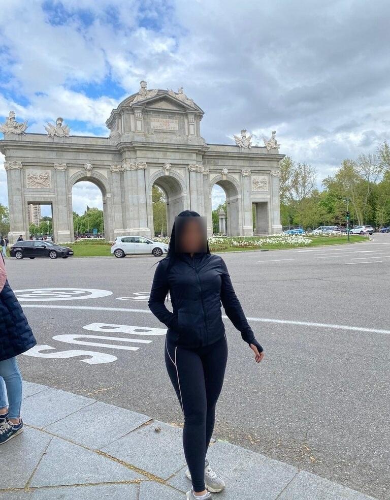 662914745|ANA|Chica