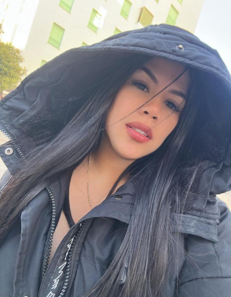 613714954|MIA|Chica