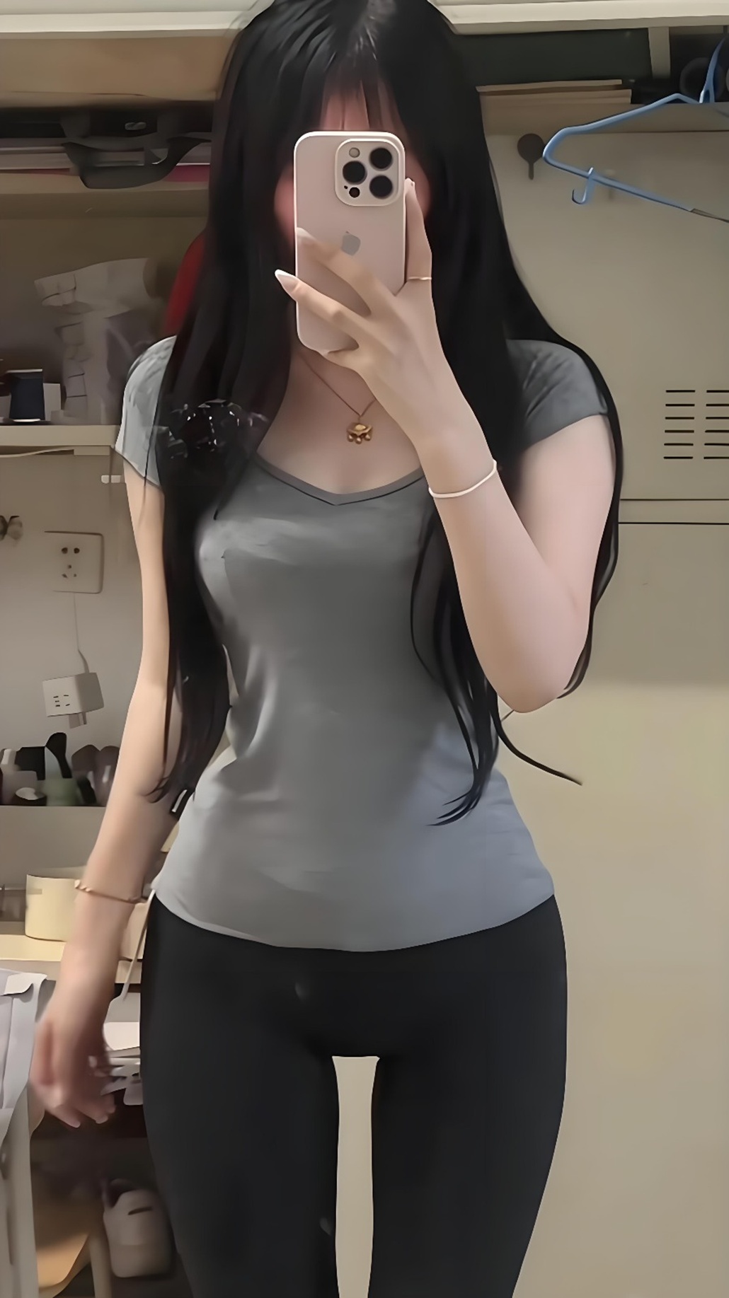 663581777|ASIATICA|Chica