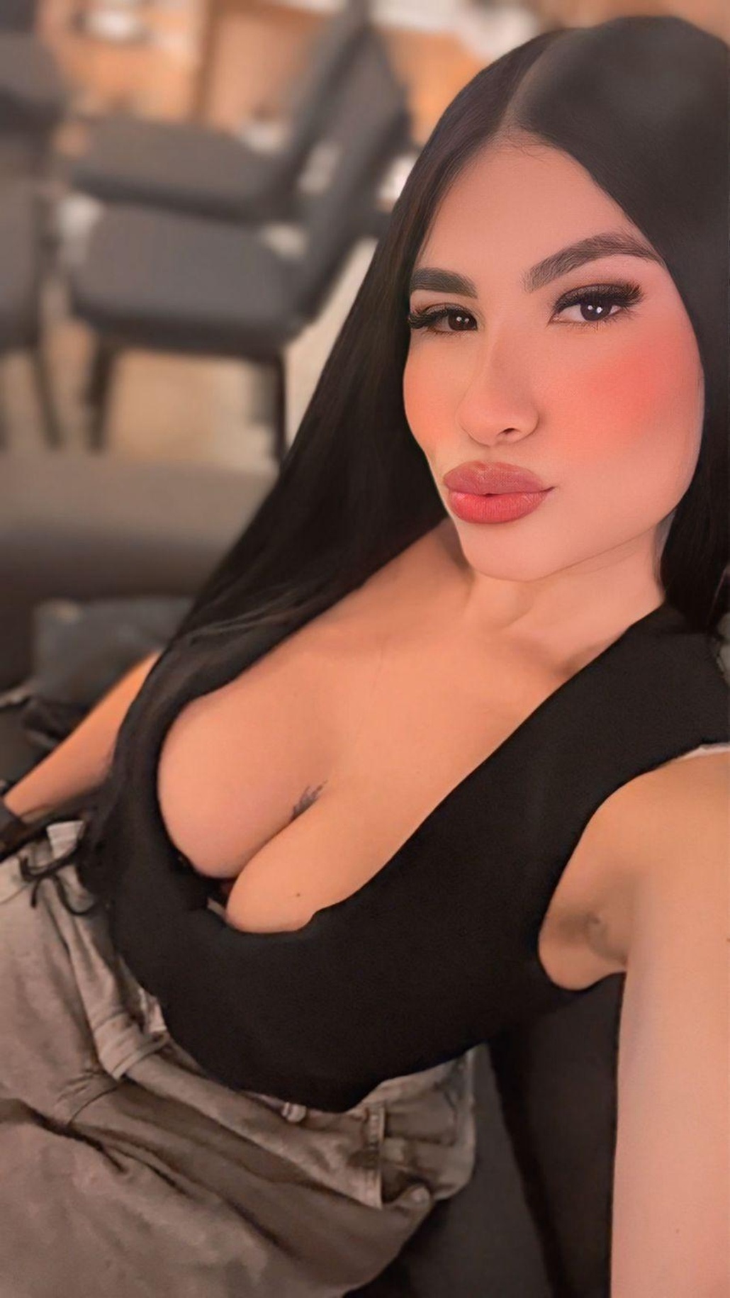 614780789|KORAL|Chica