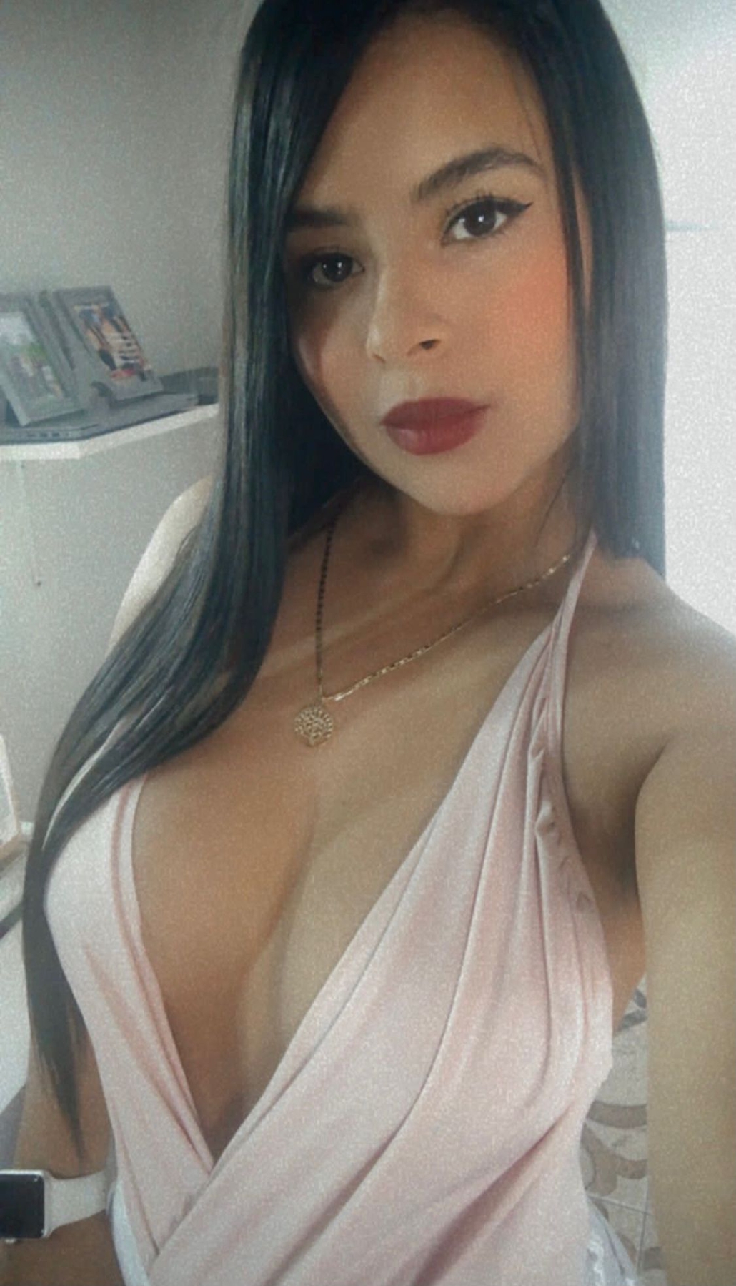 643205815|ISABELLA|Puta