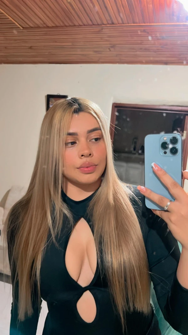 663496945|SARA|Chica