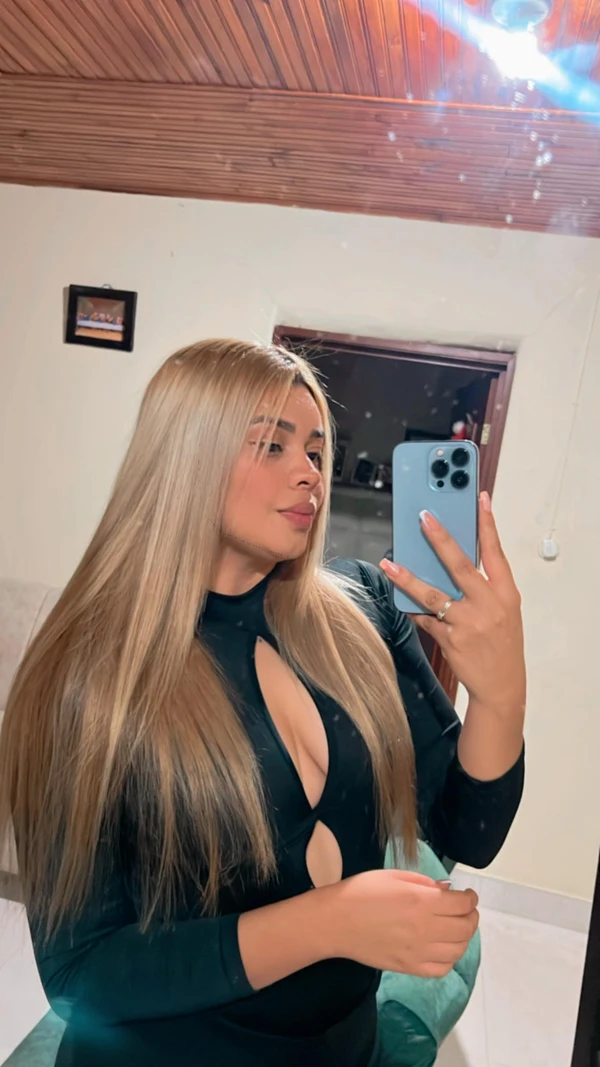 663496945|SARA|Chica