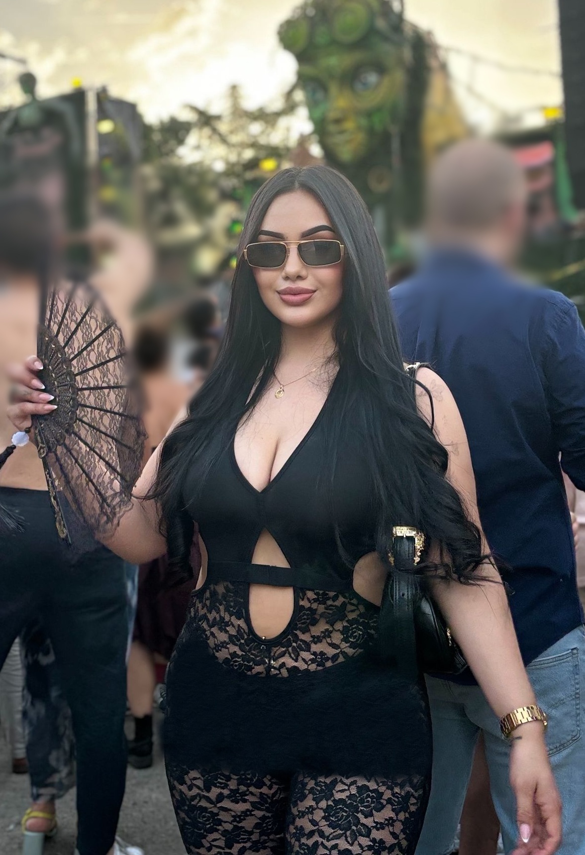 631214808|MARTINA|Chica