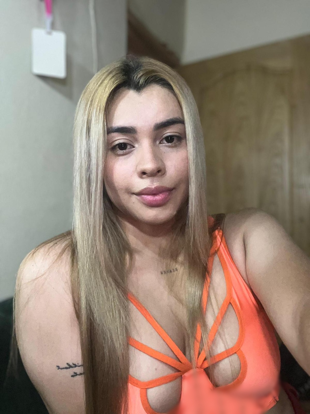 663496945|SARA|Chica