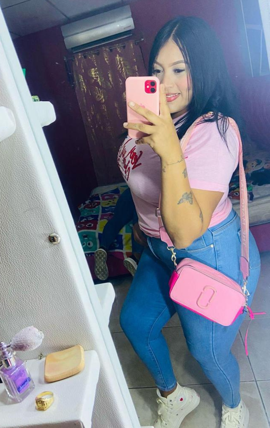 603623913|FABIANA|Chica